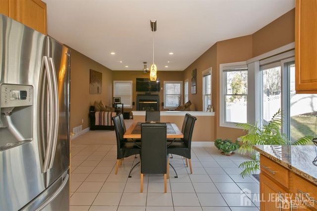 43 Melbloum Lane, Edison, NJ 08837