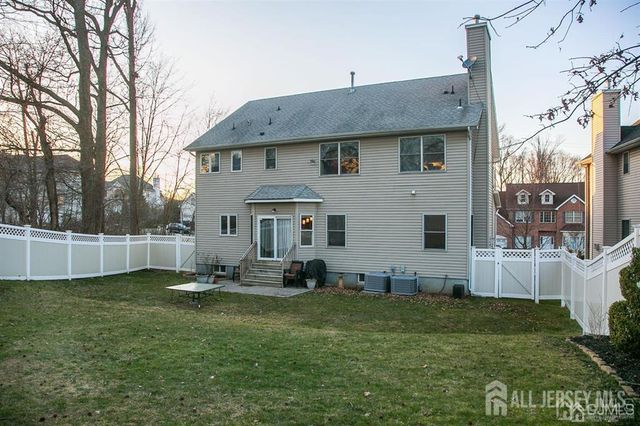 43 Melbloum Lane, Edison, NJ 08837