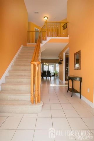 43 Melbloum Lane, Edison, NJ 08837