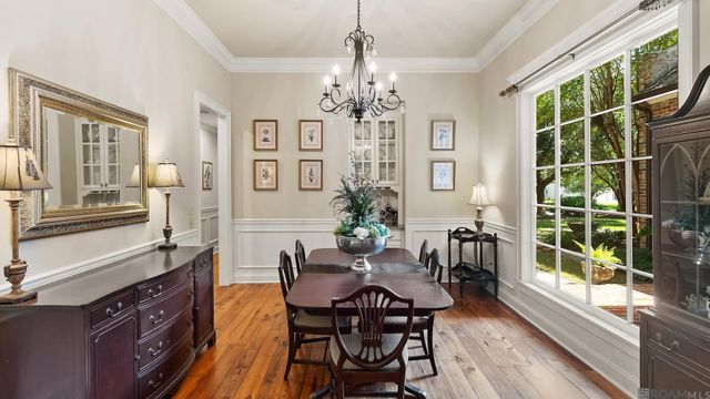 17427 E Club View Ct, Baton Rouge, LA 70810