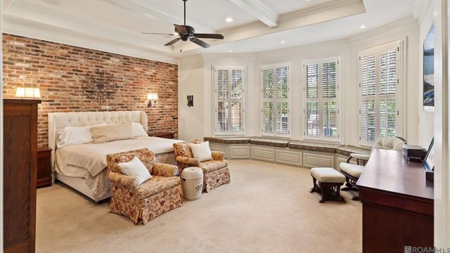 17427 E Club View Ct, Baton Rouge, LA 70810