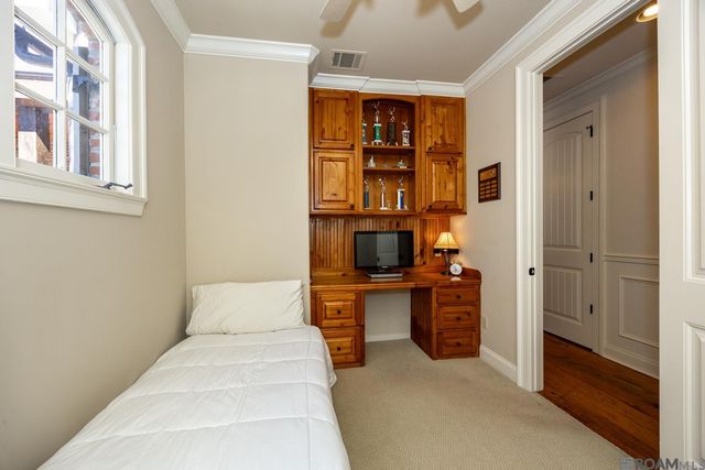 17427 E Club View Ct, Baton Rouge, LA 70810