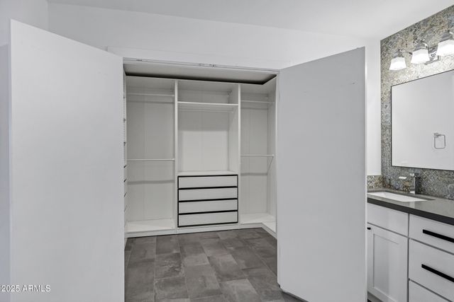 1323 E WHALERS Way, Tempe, AZ 85283