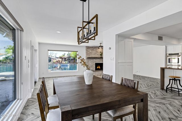 1323 E WHALERS Way, Tempe, AZ 85283