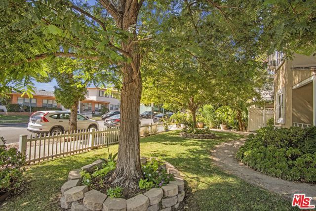 300 N Screenland Drive, Burbank, CA 91505