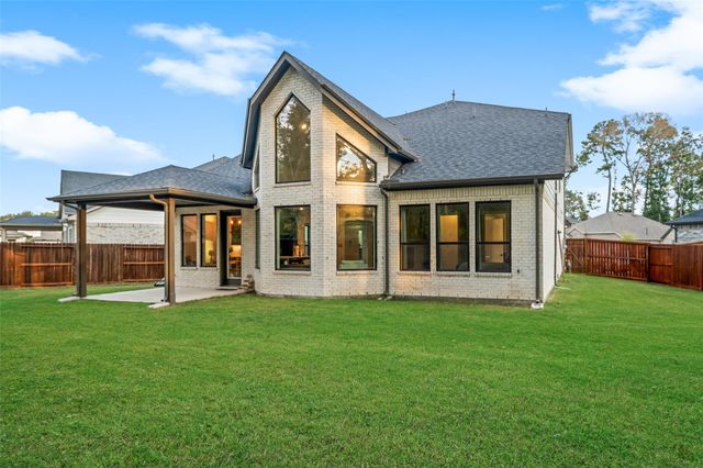 8207 Boundary Waters Drive, Porter, TX 77365