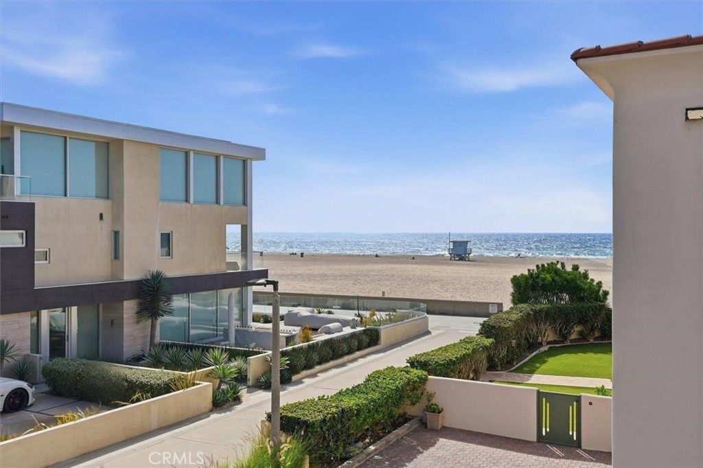 17 16th Street, Hermosa Beach, CA 90254 — photo 2