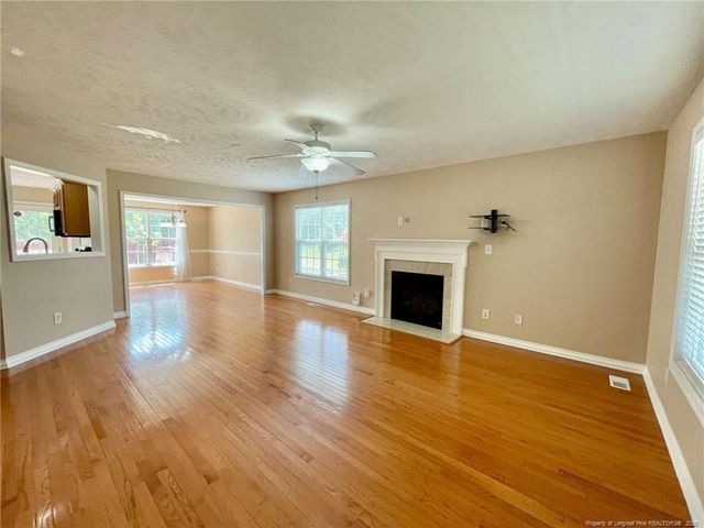 4113 Redspire Lane, Fayetteville, NC 28306