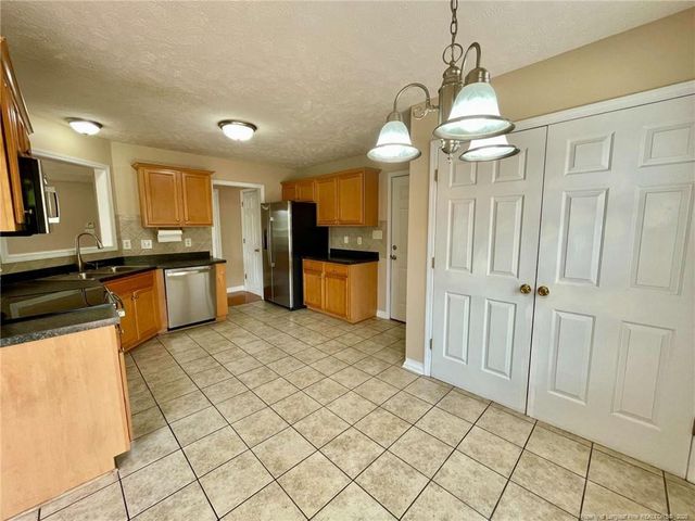 4113 Redspire Lane, Fayetteville, NC 28306