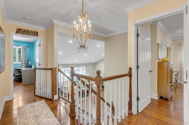 22 Villa Lane, Smithtown, NY 11787