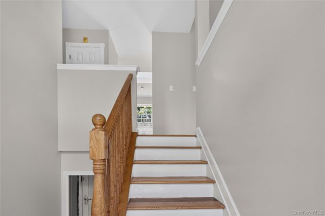 185 Magnolia Drive, Selden, NY 11784