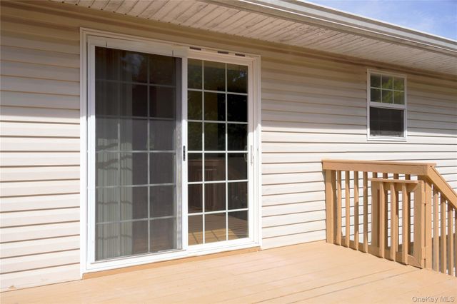 185 Magnolia Drive, Selden, NY 11784