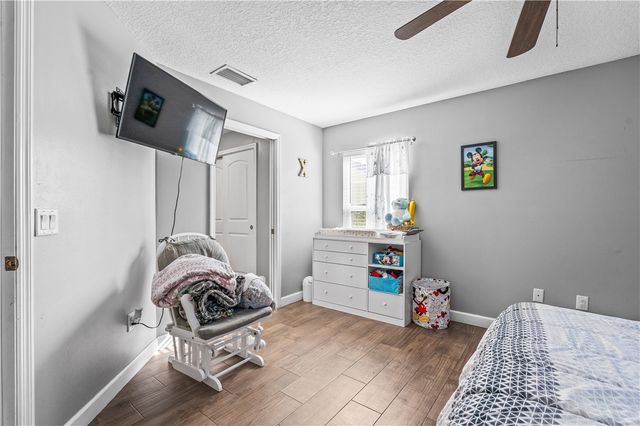 1035 34th Avenue SW, Vero Beach, FL 32968