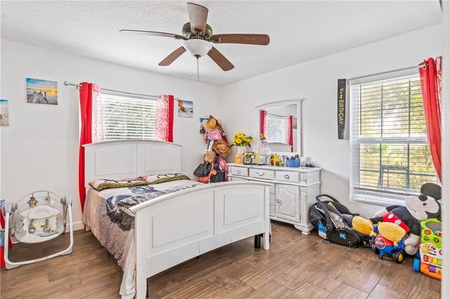 1035 34th Avenue SW, Vero Beach, FL 32968