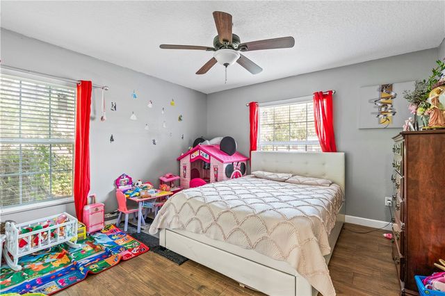 1035 34th Avenue SW, Vero Beach, FL 32968