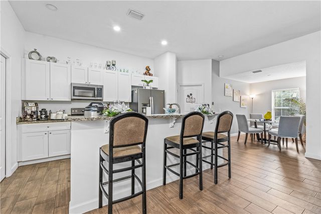 1035 34th Avenue SW, Vero Beach, FL 32968