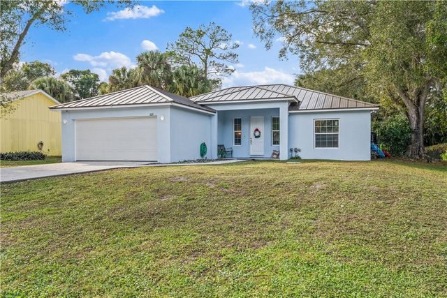 1035 34th Avenue SW, Vero Beach, FL 32968