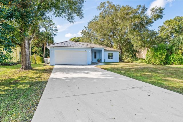 1035 34th Avenue SW, Vero Beach, FL 32968