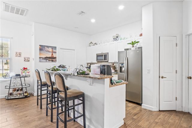 1035 34th Avenue SW, Vero Beach, FL 32968