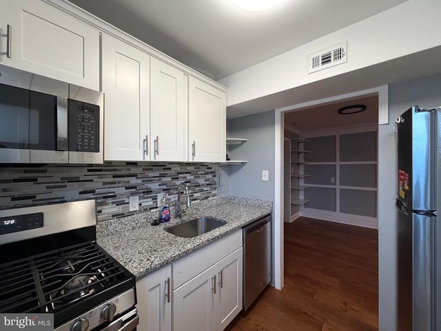 3831 HAMILTON ST, Hyattsville, MD 20781