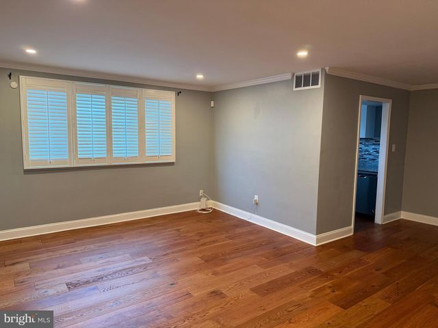 3831 HAMILTON ST, Hyattsville, MD 20781