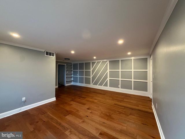 3831 HAMILTON ST, Hyattsville, MD 20781