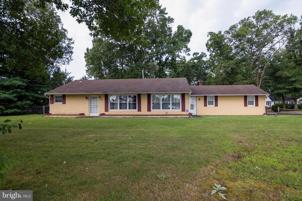 117 MONROE AVE, PITMAN, NJ 08071 — photo 2