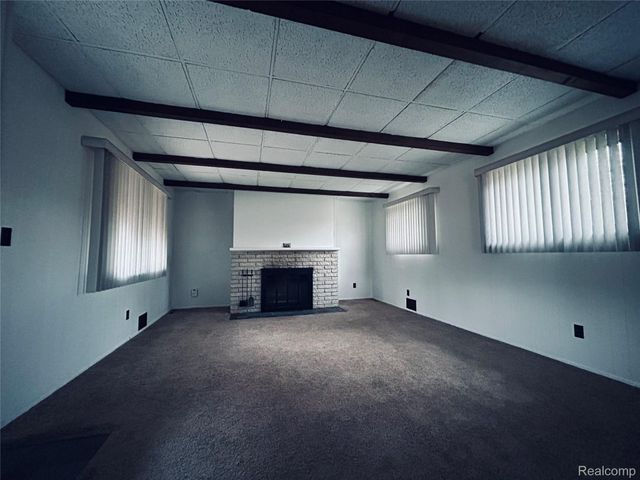 11005 Doren Court, Shelby Charter Township, MI 48317