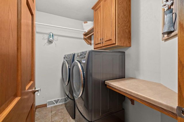 W7054 BLUEBLUFF WAY, Greenville, WI 54942