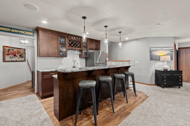 W7054 BLUEBLUFF WAY, Greenville, WI 54942