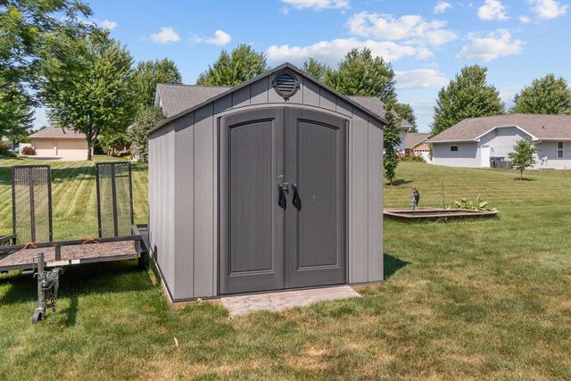 W7054 BLUEBLUFF WAY, Greenville, WI 54942