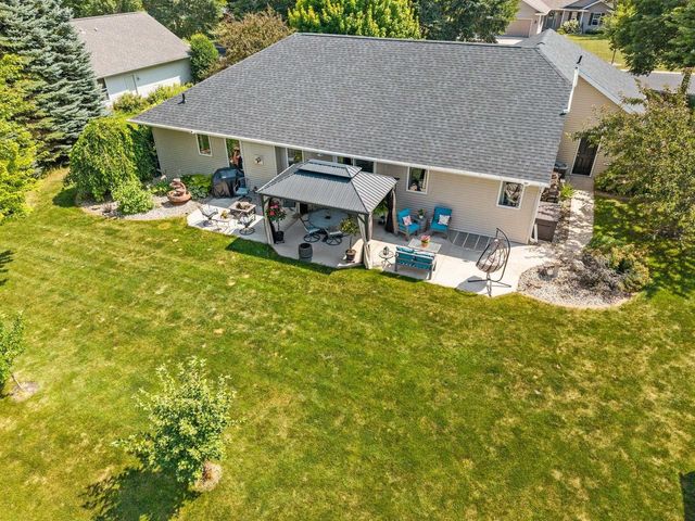 W7054 BLUEBLUFF WAY, Greenville, WI 54942