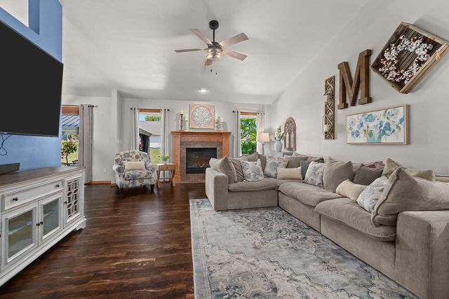 W7054 BLUEBLUFF WAY, Greenville, WI 54942