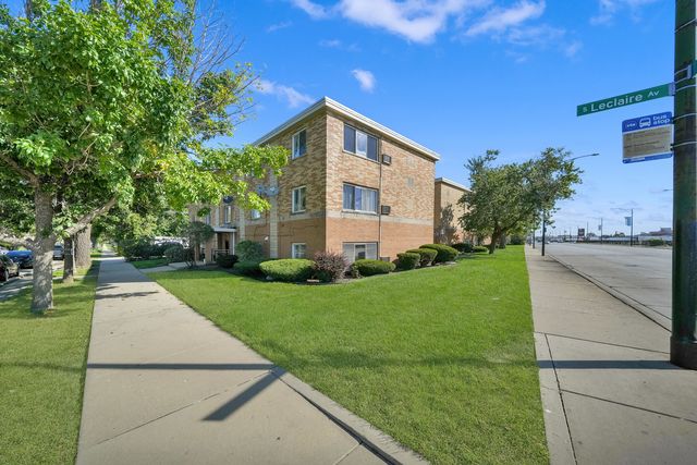 5209 S Leclaire Avenue 1A, Chicago, IL 60638