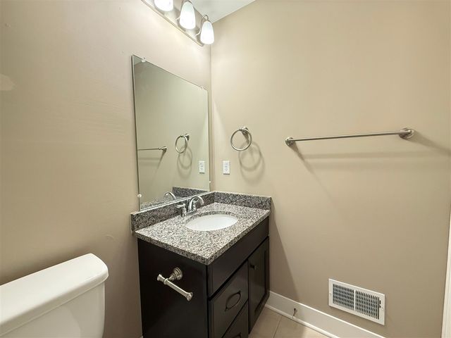 2564 W Towne Street, Ann Arbor, MI 48103