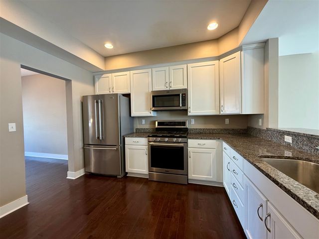 2564 W Towne Street, Ann Arbor, MI 48103