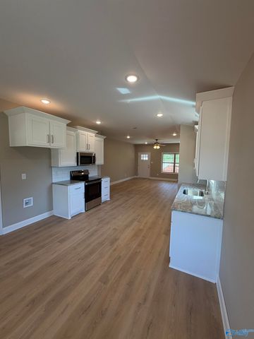 125 Mason Drive, Trinity, AL 35673