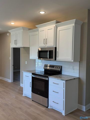 125 Mason Drive, Trinity, AL 35673