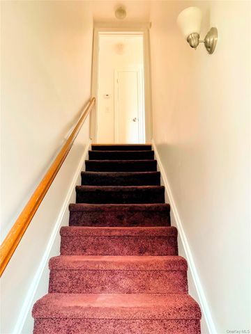 7 Grange Street 2nd Floor, Huntington, NY 11743