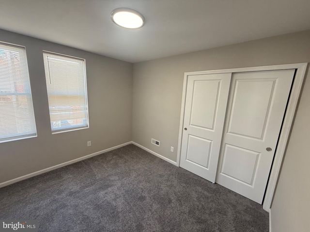 1835 DALLAS ST, Philadelphia, PA 19126