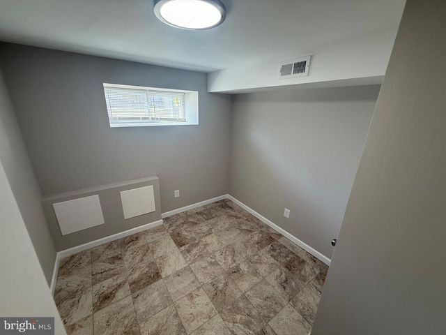 1835 DALLAS ST, Philadelphia, PA 19126