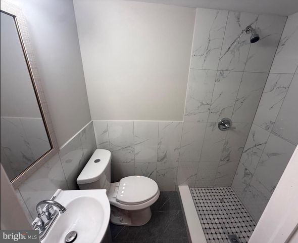 1835 DALLAS ST, Philadelphia, PA 19126