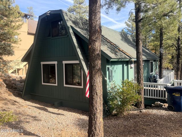 27 E OAK Drive, Munds Park, AZ 86017