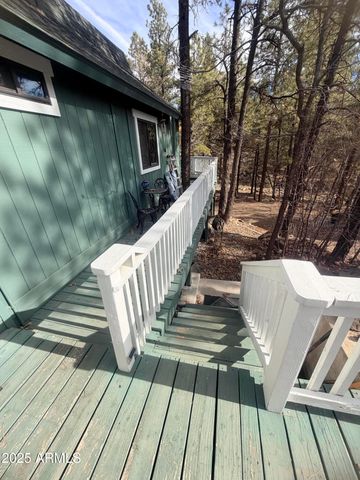 27 E OAK Drive, Munds Park, AZ 86017