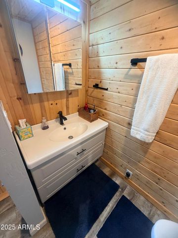 27 E OAK Drive, Munds Park, AZ 86017