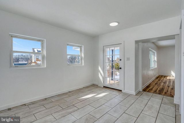 51 N MAIN ST, York New Salem, PA 17371