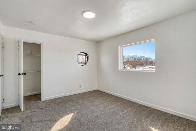 51 N MAIN ST, York New Salem, PA 17371