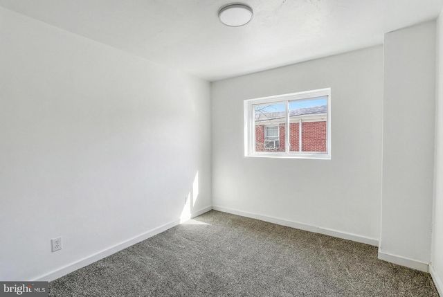 51 N MAIN ST, York New Salem, PA 17371