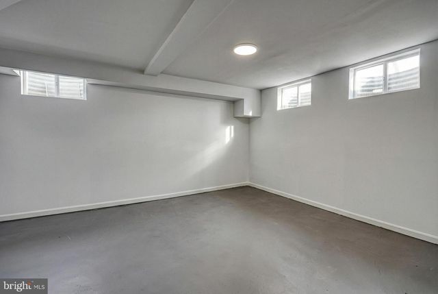 51 N MAIN ST, York New Salem, PA 17371