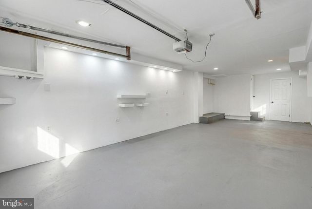 51 N MAIN ST, York New Salem, PA 17371